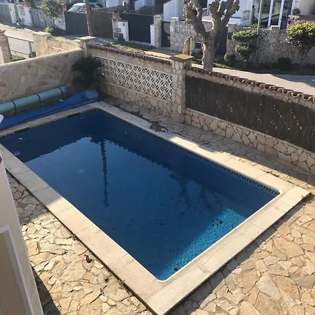 8 - 10 Personnes Avec Piscine *