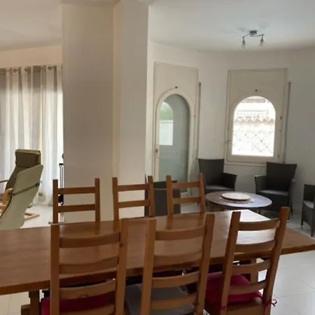 8 - 10 Personnes Avec Piscine Villa Empuriabrava